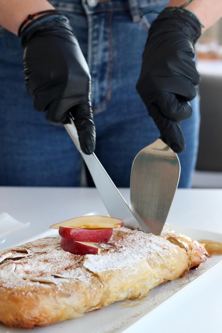 Mama's Breakfast at Hotel Grotta